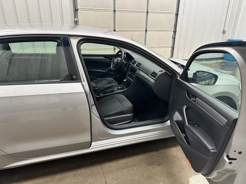 2012 Volkswagen Passat - Image 18 of 21