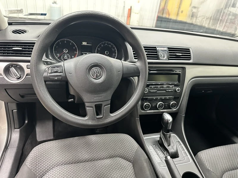 2012 Volkswagen Passat - Image 8 of 21