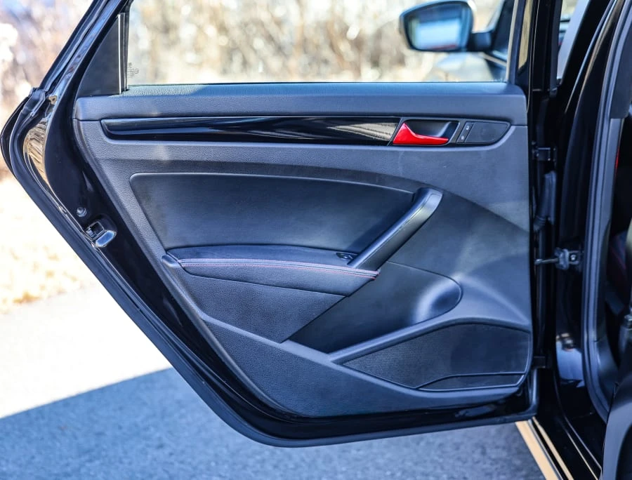 2012 Volkswagen Passat - Image 25 of 31