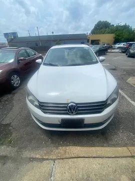 2012 Volkswagen Passat 2.0T SE Sedan 4D