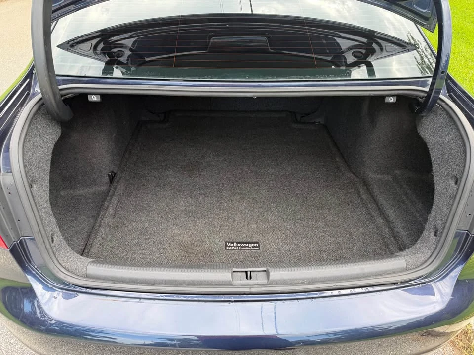 2012 Volkswagen Passat - Image 14 of 16