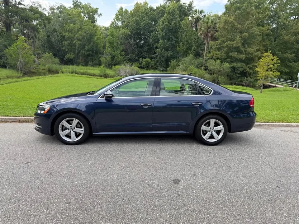 2012 Volkswagen Passat - Image 2 of 16