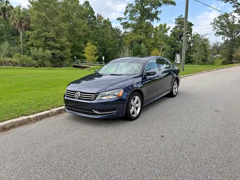 2012 Volkswagen Passat 2.5L SE Sedan 4D