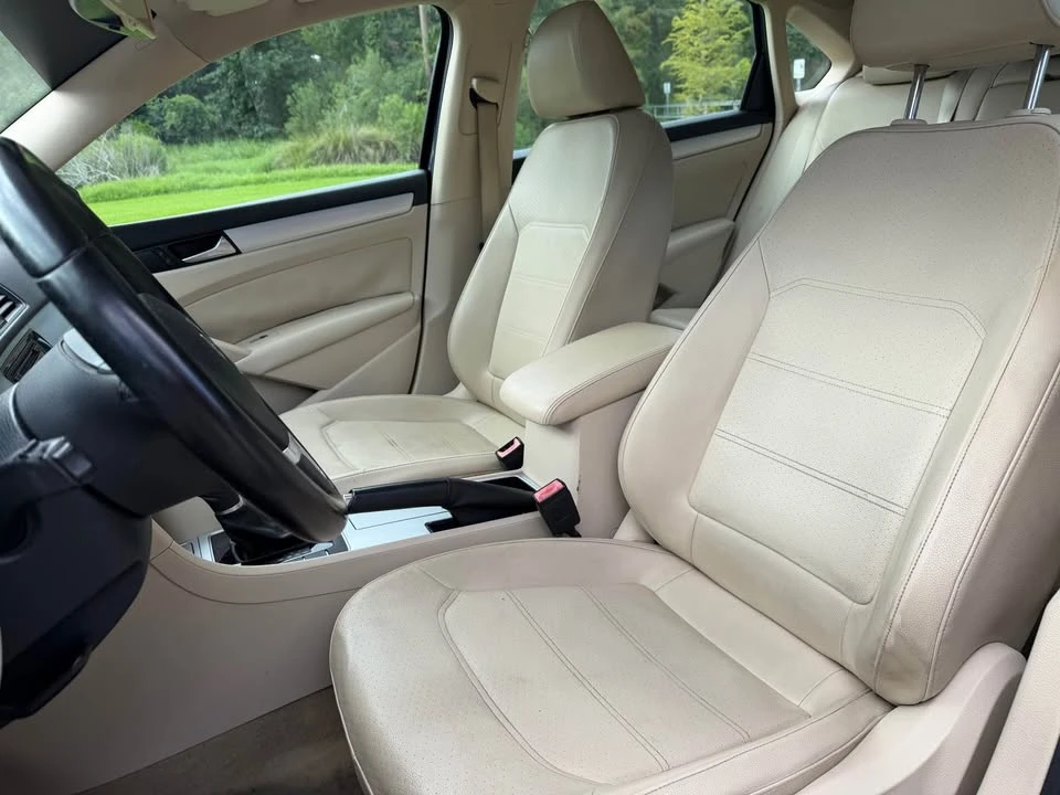 2012 Volkswagen Passat - Image 7 of 16