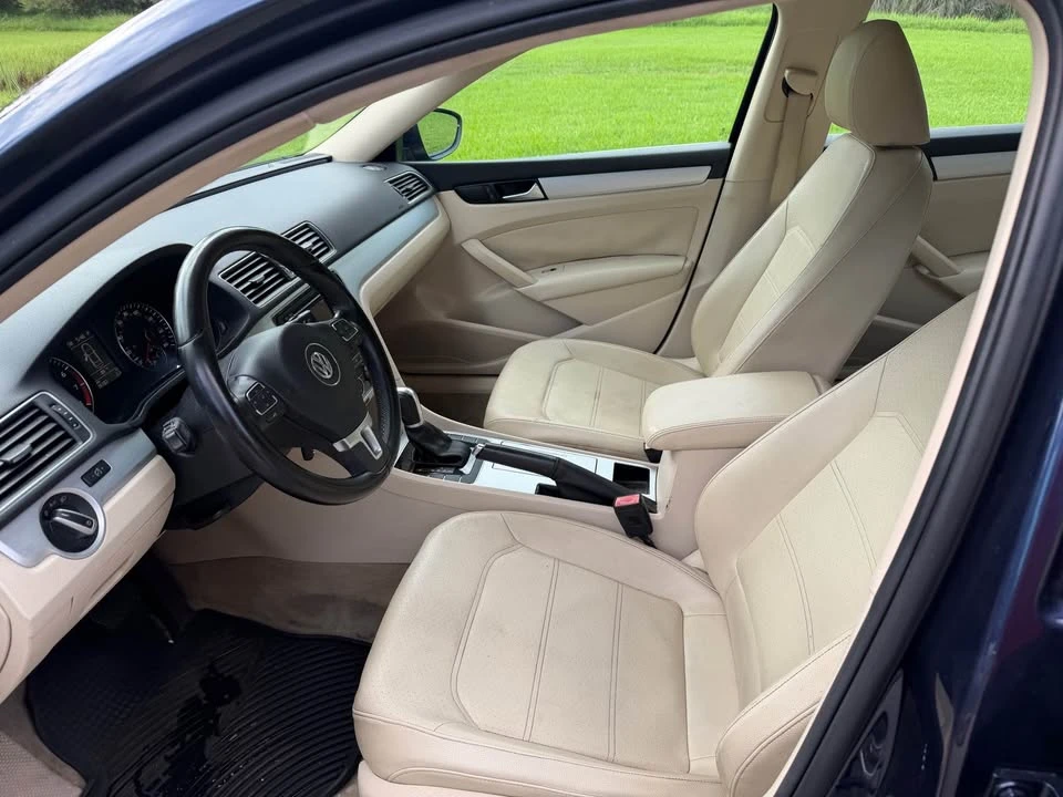 2012 Volkswagen Passat - Image 8 of 16