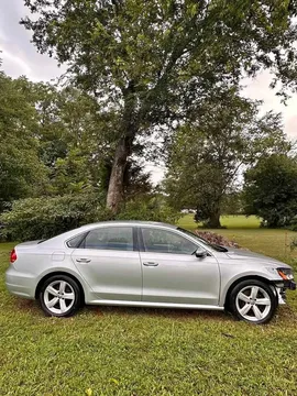 2012 Volkswagen Passat 2.5L SE