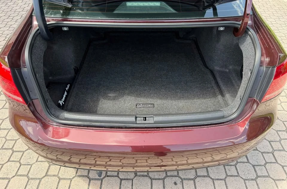 2012 Volkswagen Passat - Image 6 of 11