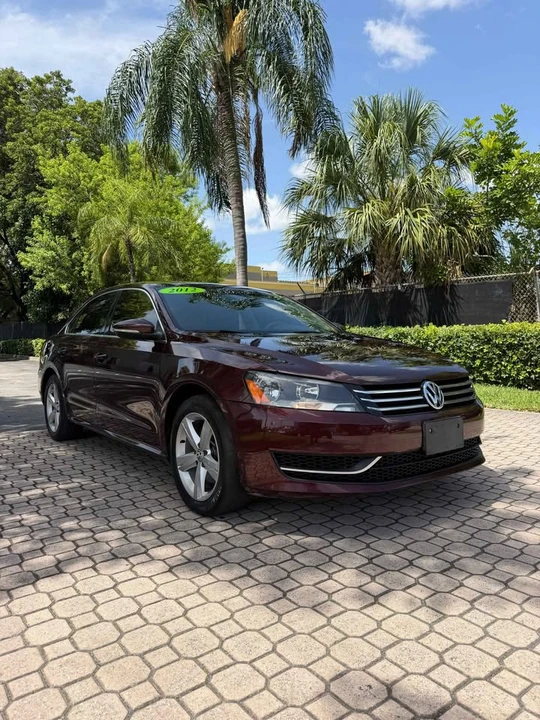 2012 Volkswagen Passat - Image 2 of 11