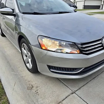 2012 Volkswagen Passat 2.5L SE Sedan