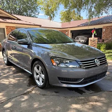 2012 Volkswagen Passat 2.5L SE Sedan