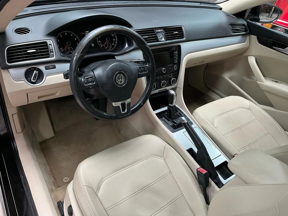 2012 Volkswagen Passat - Image 9 of 21