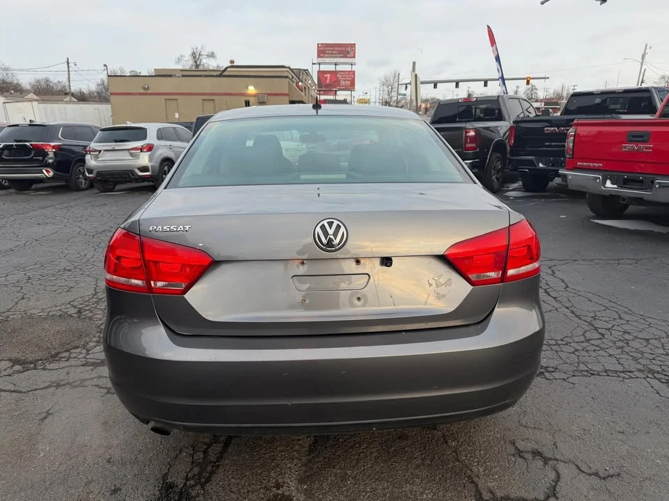 2012 Volkswagen Passat - Image 8 of 19