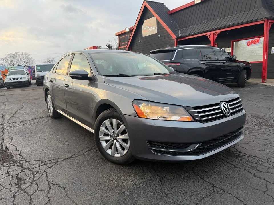 2012 Volkswagen Passat - Image 5 of 19