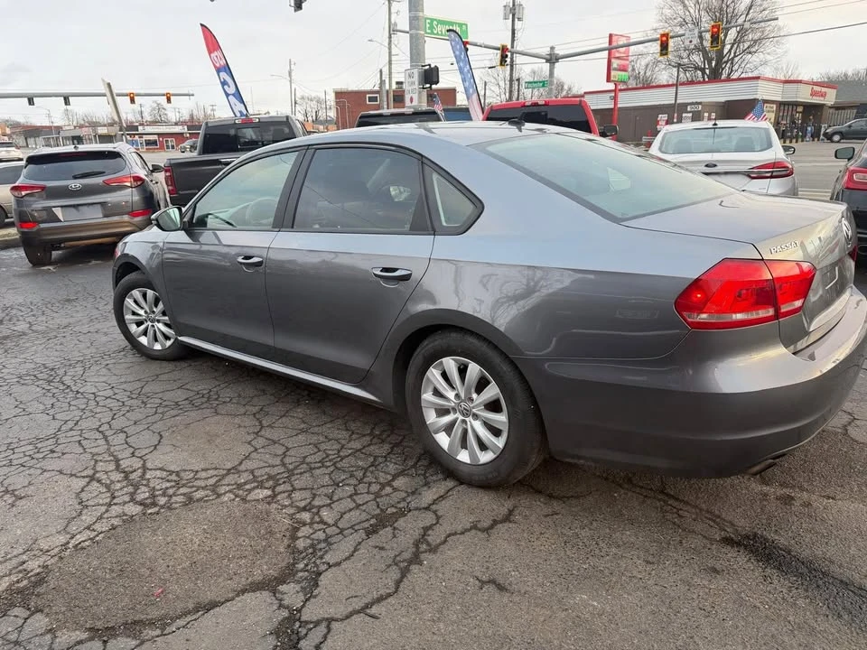 2012 Volkswagen Passat - Image 7 of 19