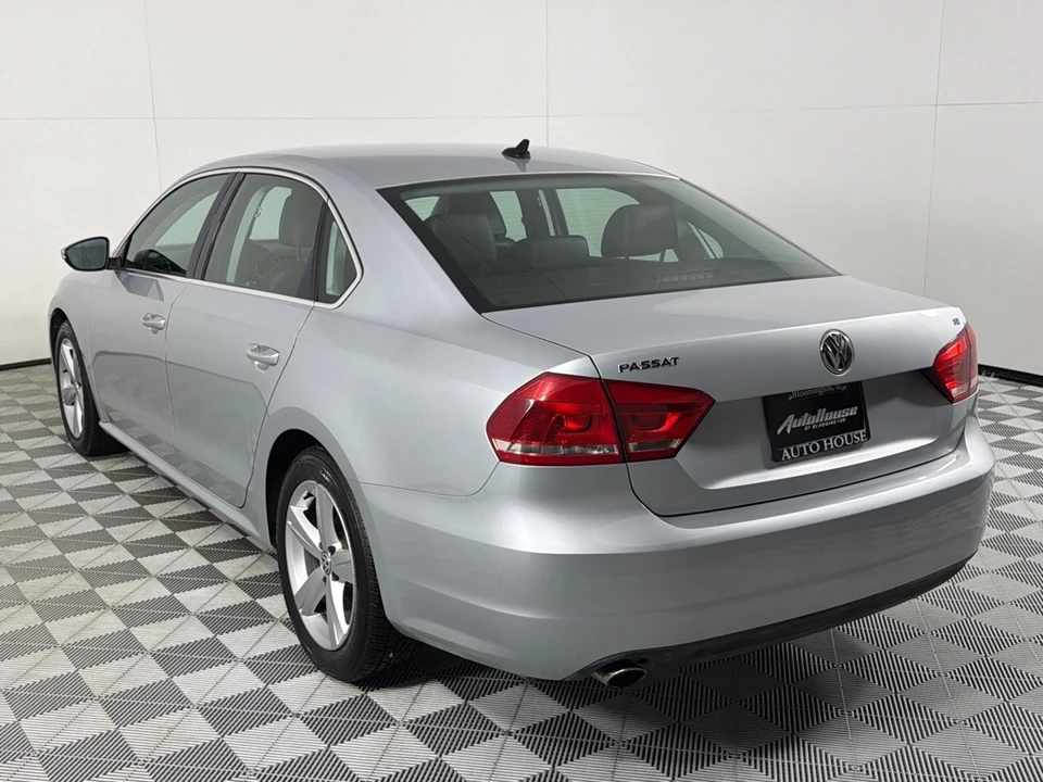 2012 Volkswagen Passat - Image 7 of 12