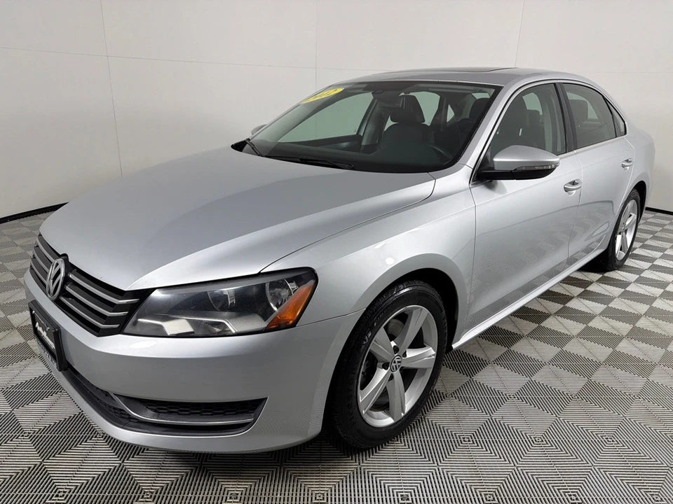 2012 Volkswagen Passat - Image 9 of 12