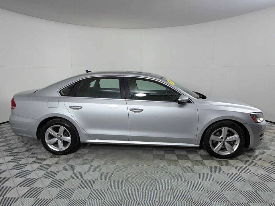2012 Volkswagen Passat - Image 4 of 12
