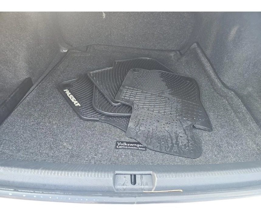 2012 Volkswagen Passat - Image 16 of 17
