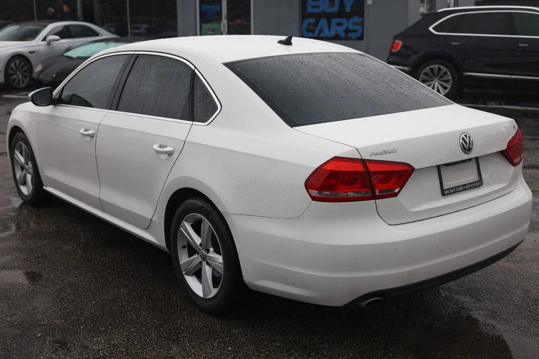 2012 Volkswagen Passat - Image 5 of 12