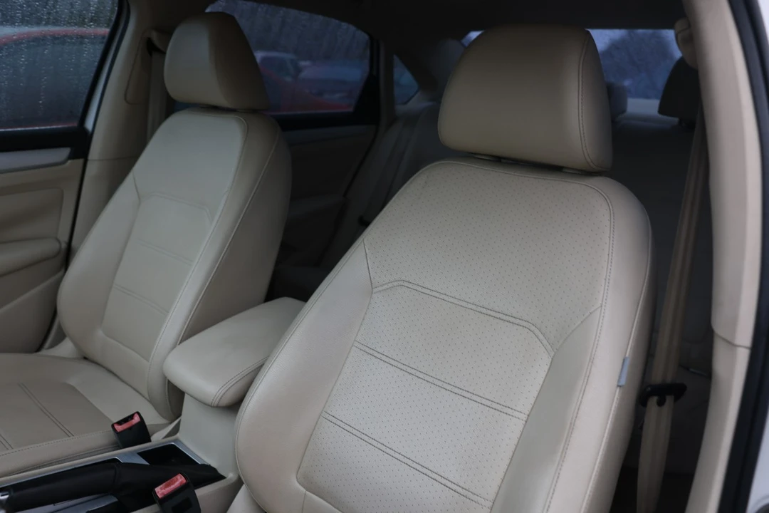 2012 Volkswagen Passat - Image 6 of 12