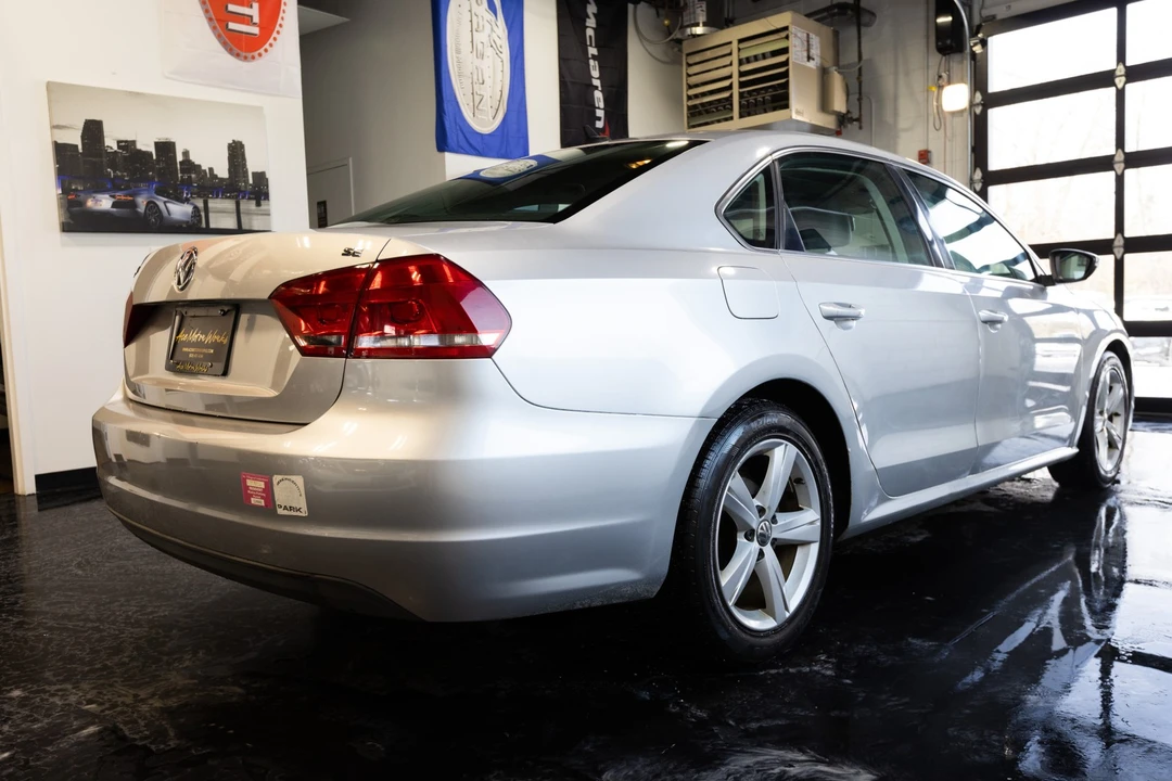 2012 Volkswagen Passat - Image 14 of 21