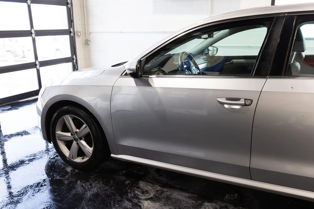 2012 Volkswagen Passat - Image 3 of 21