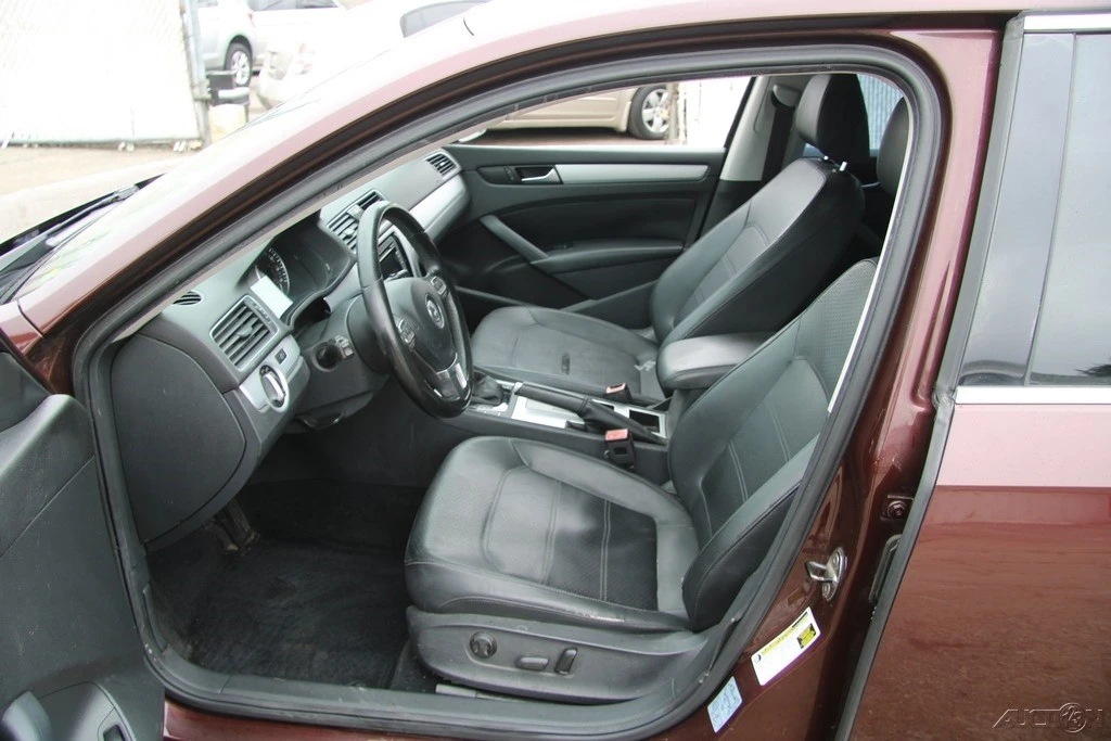 2012 Volkswagen Passat - Image 12 of 21