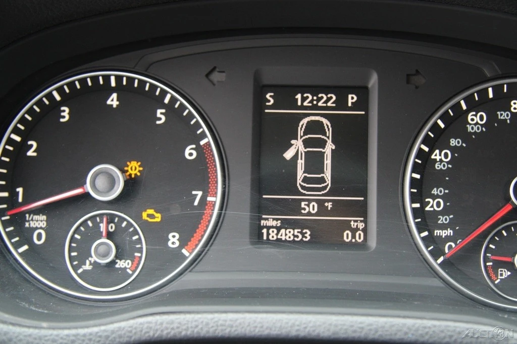2012 Volkswagen Passat - Image 15 of 21