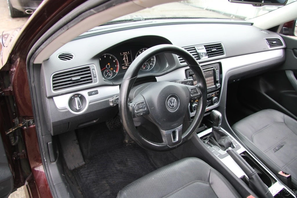 2012 Volkswagen Passat - Image 13 of 21