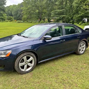 2012 Volkswagen Passat V6 SE