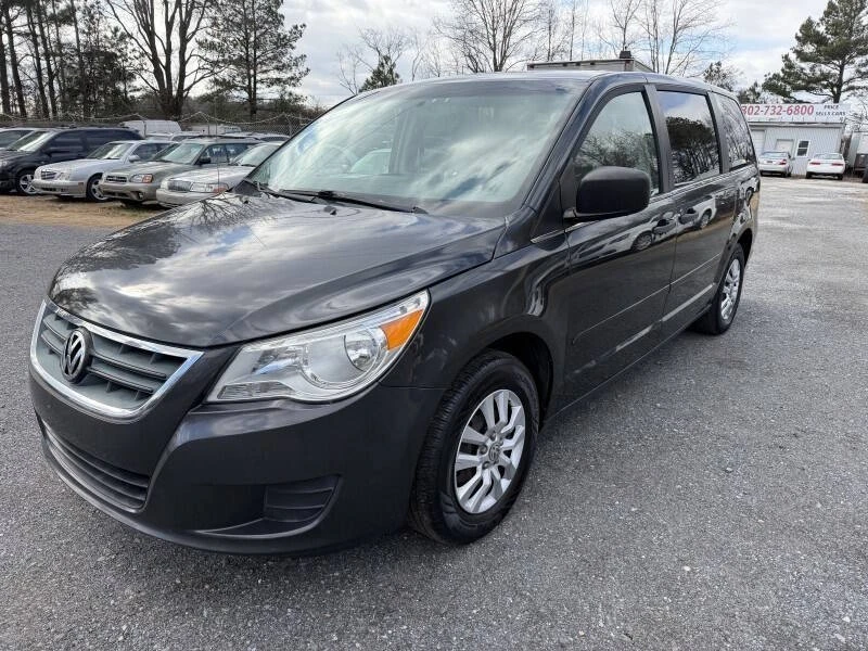 2012 Volkswagen Routan - Image 5 of 21