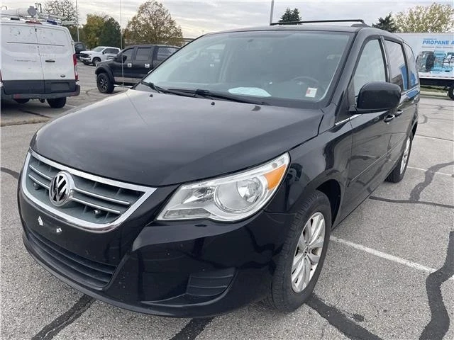 2012 Volkswagen Routan - Image 4 of 21