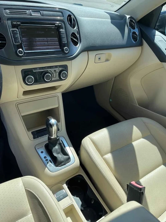 2012 Volkswagen Tiguan - Image 10 of 10
