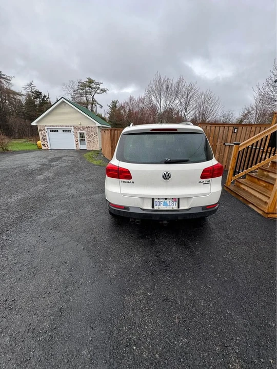 2012 Volkswagen Tiguan - Image 5 of 7