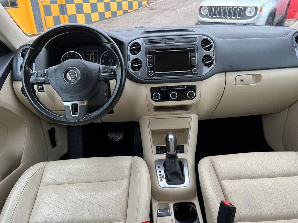 2012 Volkswagen Tiguan - Image 14 of 15