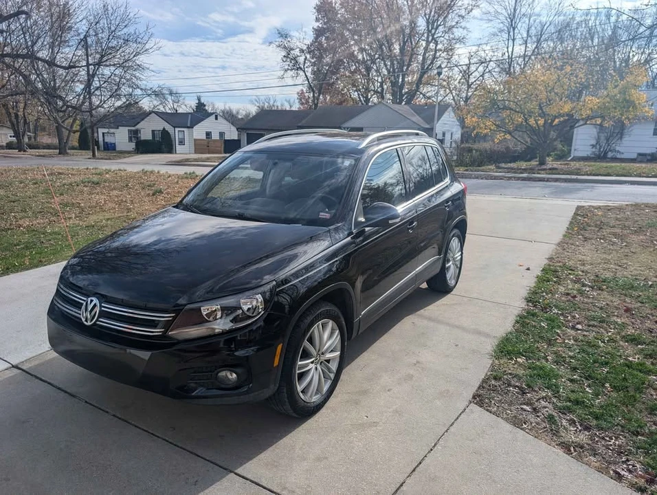 2012 Volkswagen Tiguan - Image 9 of 9