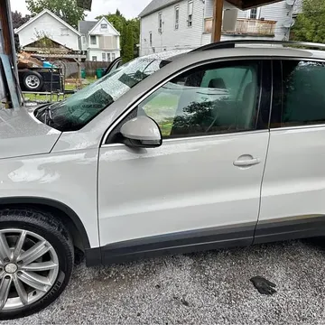2012 Volkswagen Tiguan 2.0T 4Motion Sport Utility 4D