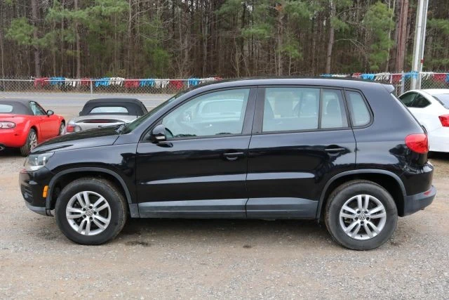 2012 Volkswagen Tiguan - Image 2 of 12
