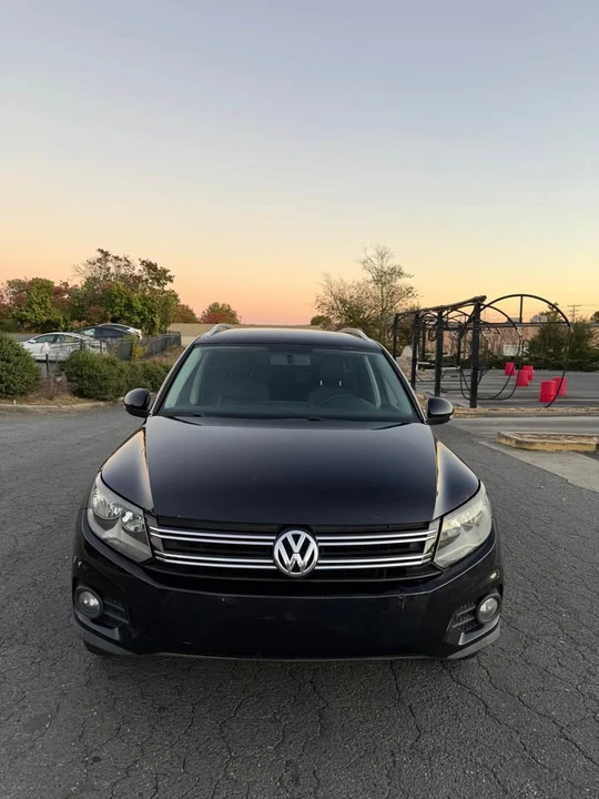 2012 Volkswagen Tiguan - Image 5 of 10