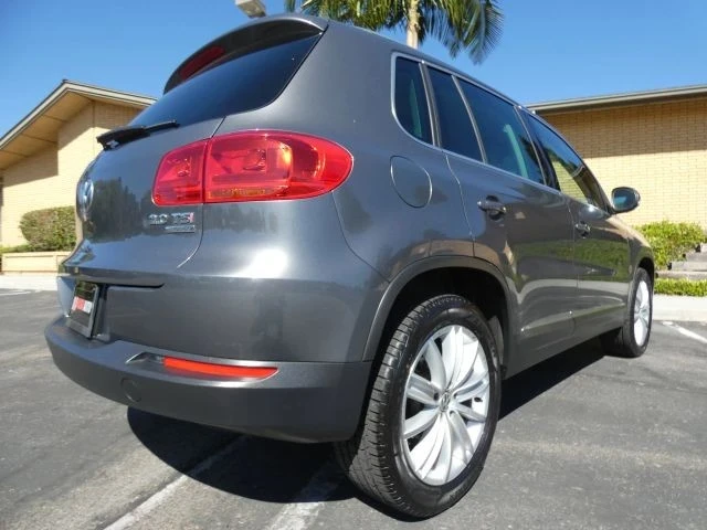 2012 Volkswagen Tiguan - Image 8 of 21