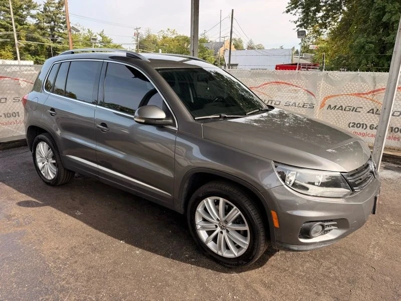 2012 Volkswagen Tiguan - Image 7 of 12
