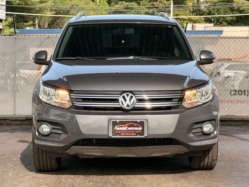2012 Volkswagen Tiguan - Image 5 of 12
