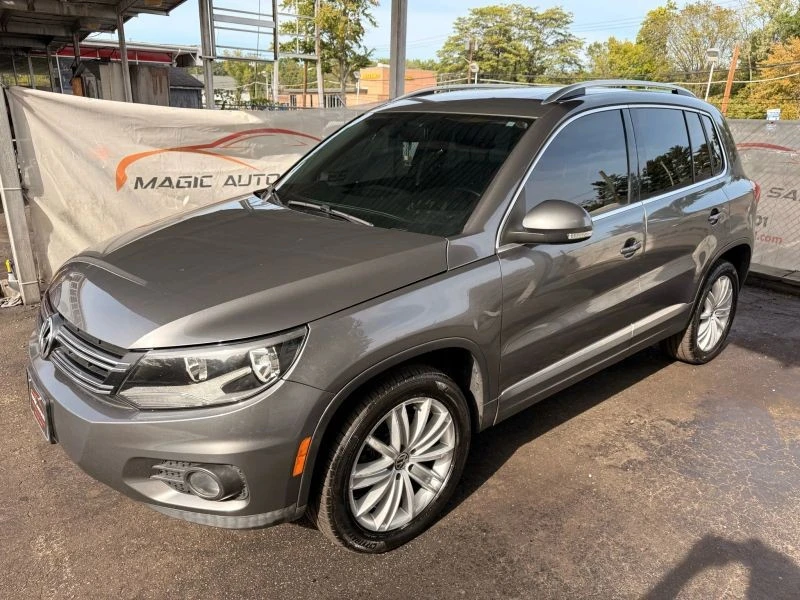2012 Volkswagen Tiguan - Image 8 of 12
