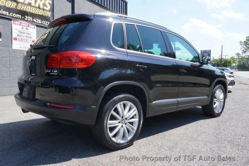 2012 Volkswagen Tiguan - Image 7 of 12