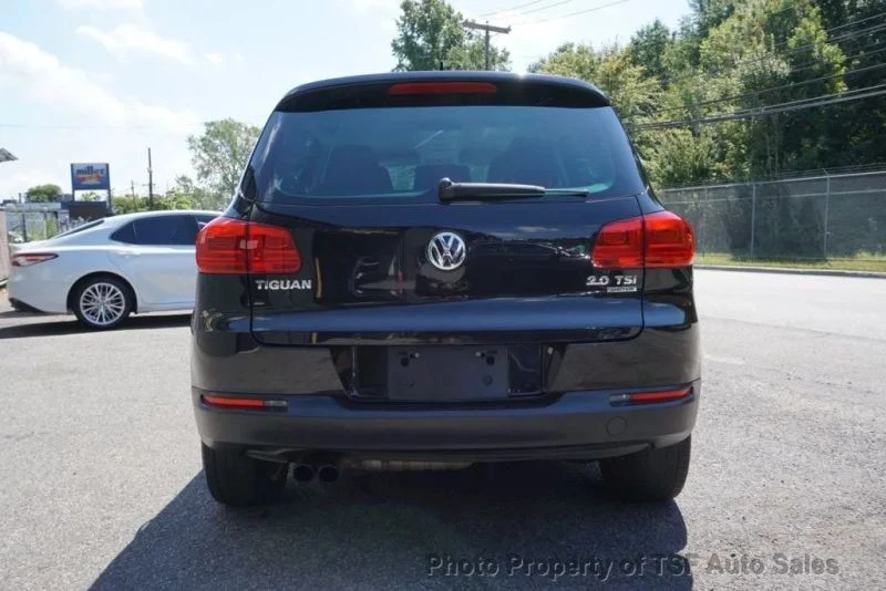 2012 Volkswagen Tiguan - Image 6 of 12