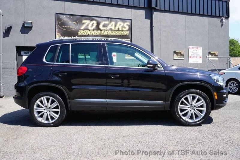 2012 Volkswagen Tiguan - Image 8 of 12