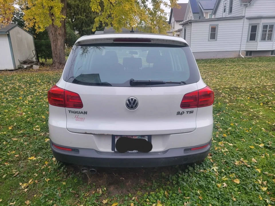2012 Volkswagen Tiguan - Image 4 of 6
