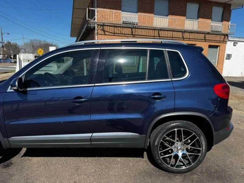 2012 Volkswagen Tiguan - Image 8 of 12