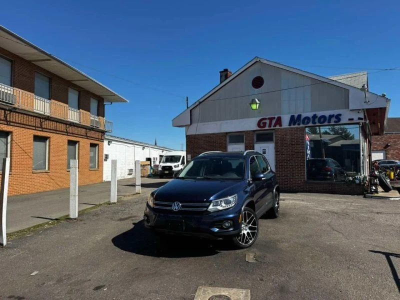 2012 Volkswagen Tiguan - Image 2 of 12