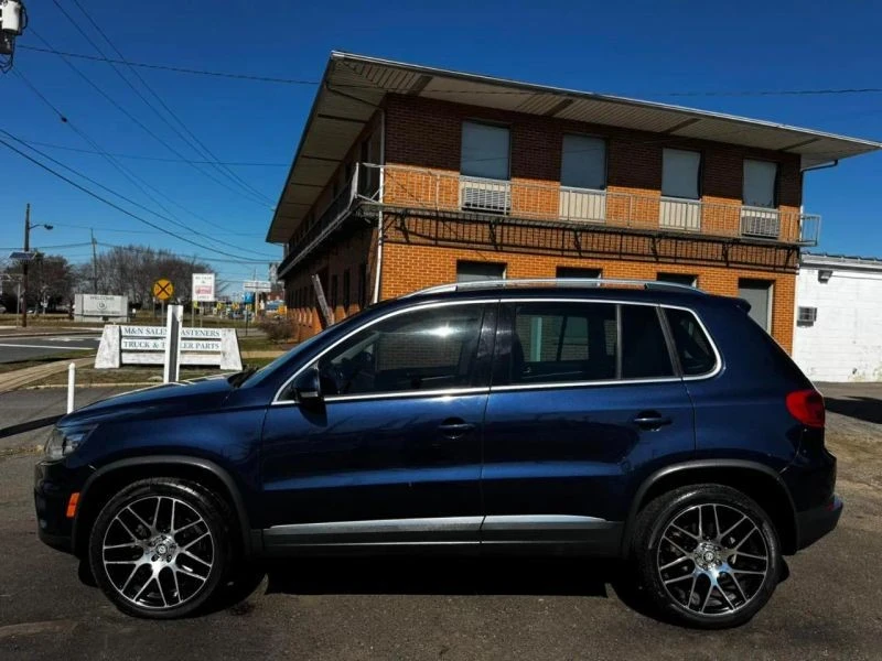 2012 Volkswagen Tiguan - Image 9 of 12